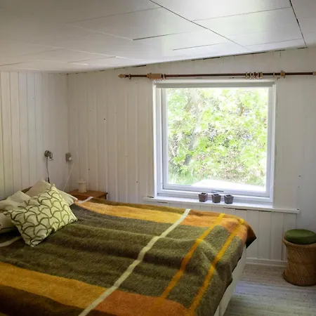 Cozy Summerhouse 100 M From The Дом отдыха Glesborg